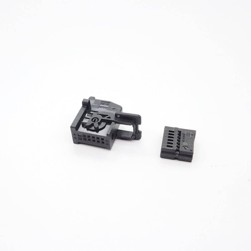 Applicable to Peugeot Citroen 12-pin screen plug screen plug screen socket screen connector
