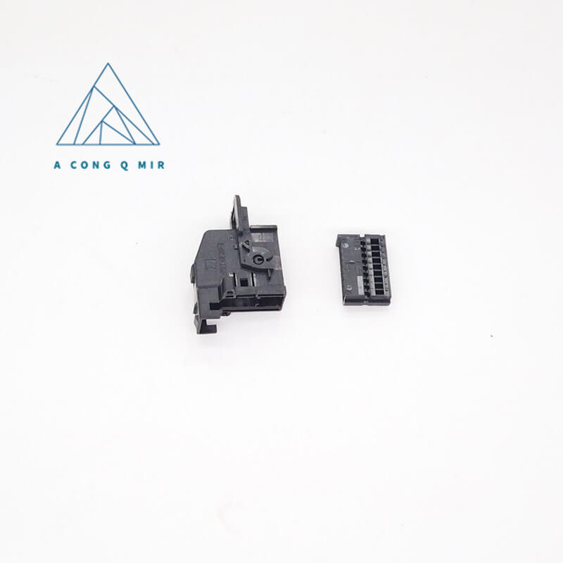 Peugeot Citroen 18-pin plug 18-pin connector 18-pin socket
